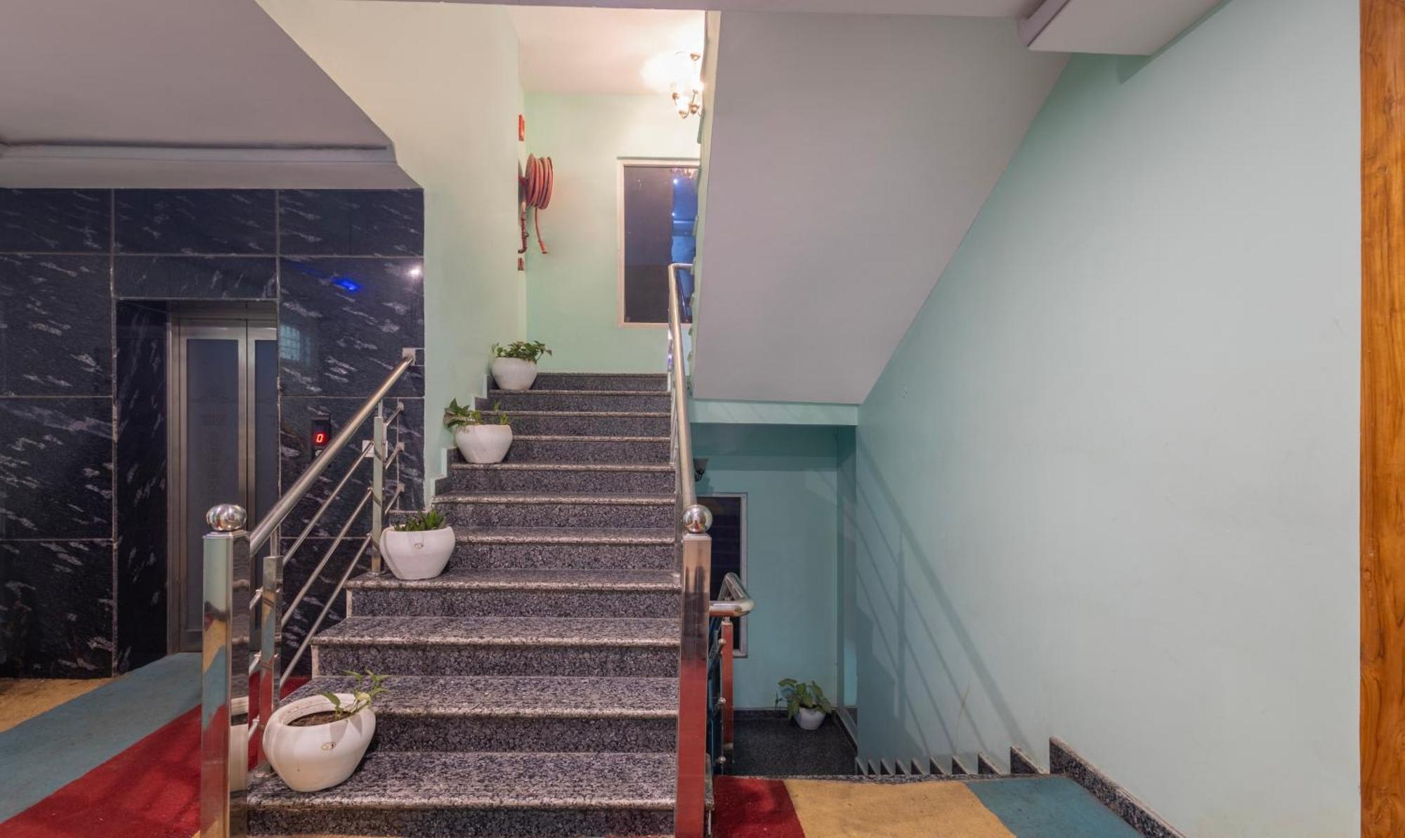 Treebo Shakuntalam, Near Lucknow Airport Otel Dış mekan fotoğraf